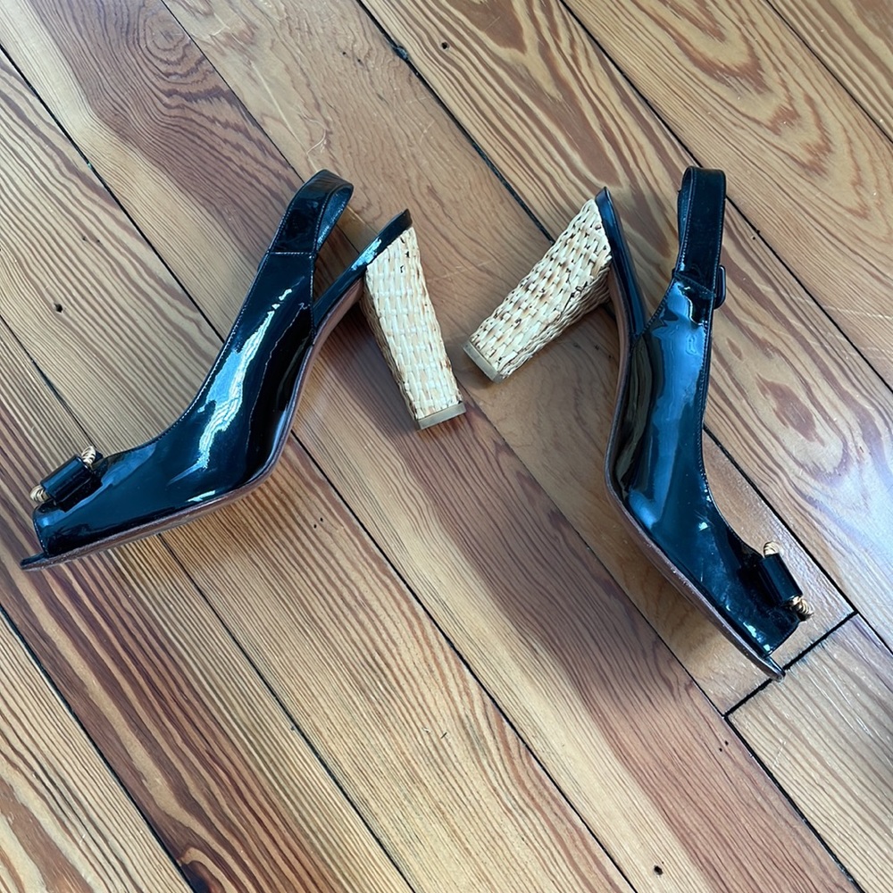 Stuart Weitzman Bamada Heels size 9 Narrow - Picture 2 of 6